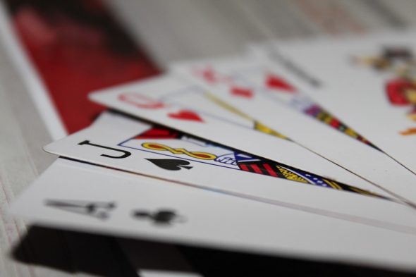 Online Slots Vs Online Poker – Chance Vs Skill
